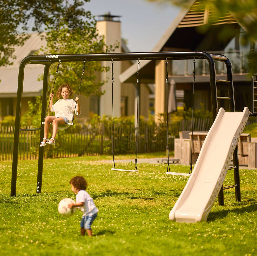 BERG Playbase Large (Climbing net L+Boxing bag)