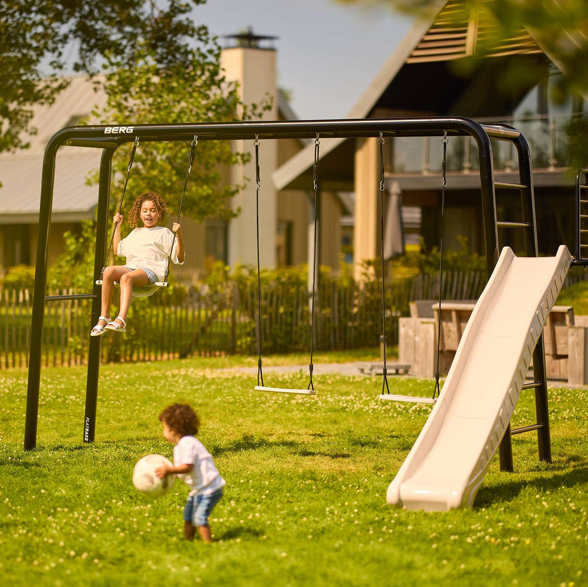 BERG Playbase Large (Climbing net L+Boxing bag)